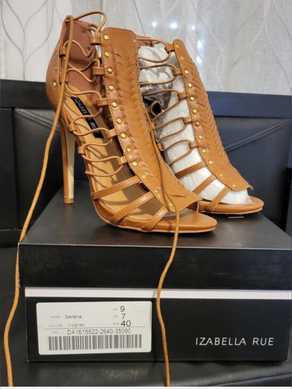 Izabella Rue Serena Heels Cognac Size 9